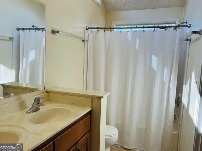 Building Photo - 155 Woodstream Dr