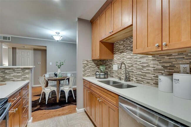 Building Photo - Mesa Village 2 Bedroom 1 Bathroom