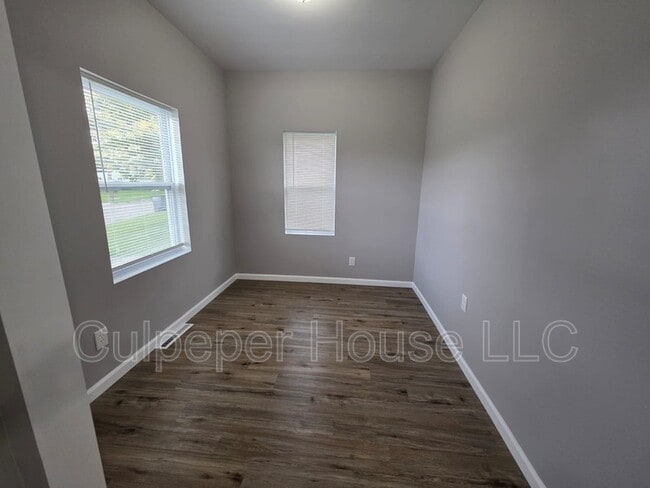 Building Photo - 3412 145th St