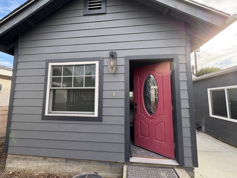 Building Photo - 1714 N Lincoln St