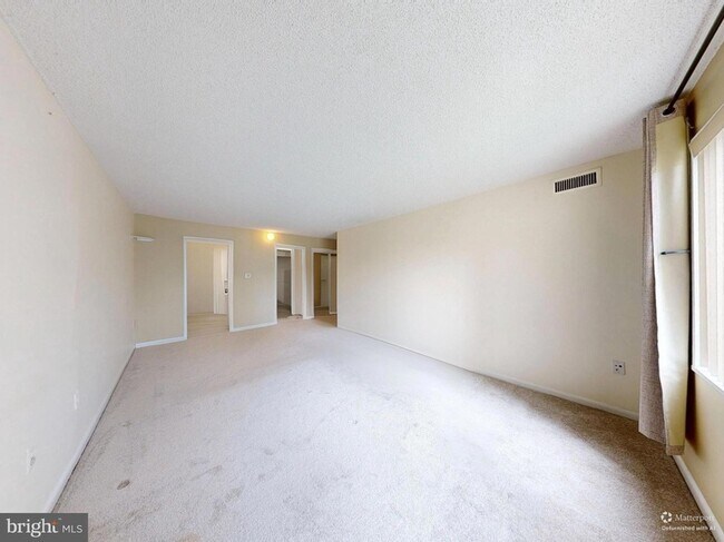Building Photo - 200 N Pickett St