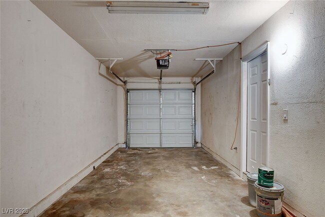 Building Photo - 6453 Bannock Way