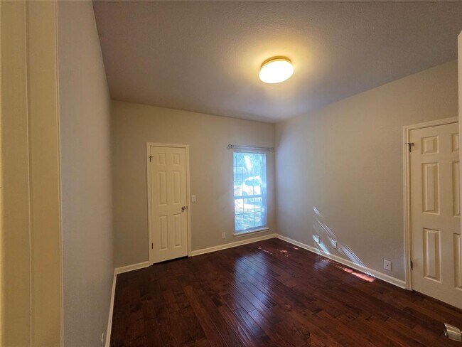 Building Photo - 9209 Colberg Dr