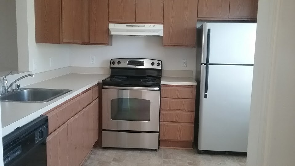 Building Photo - 11009 Sentry Ridge Rd