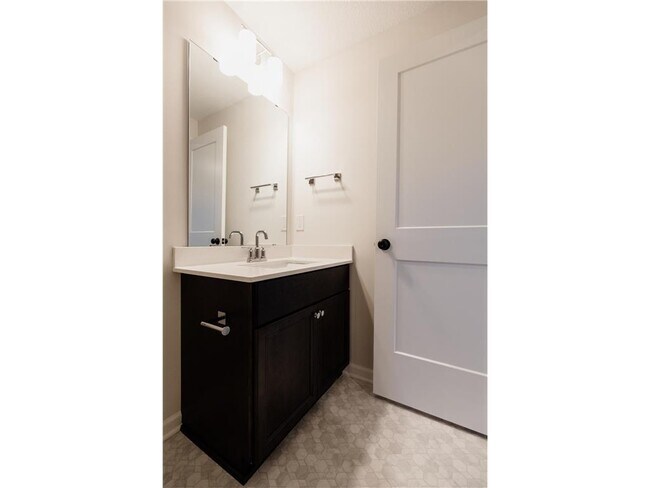 Building Photo - 10226 Arrowwood Path