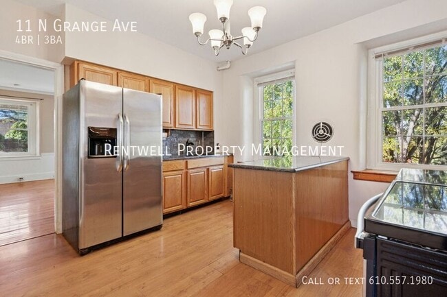 Building Photo - 11 N Grange Ave