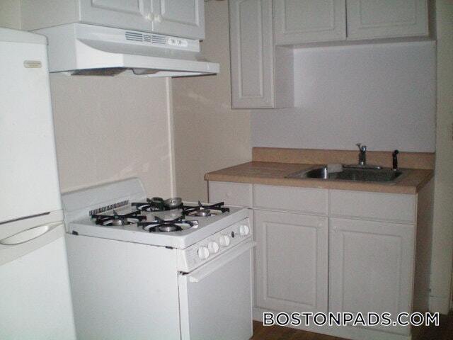 Building Photo - 1450 Commonwealth Ave