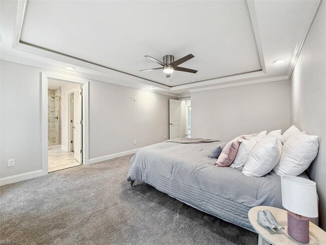 Building Photo - 3009 Ridge Dr