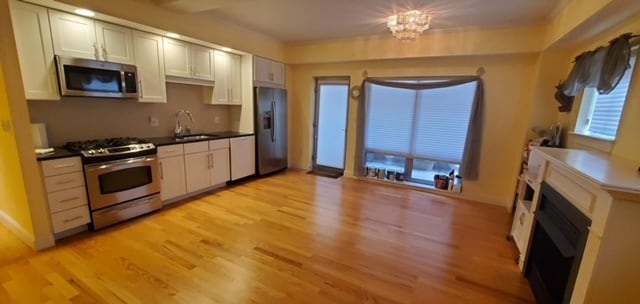 Building Photo - 44 Prince St