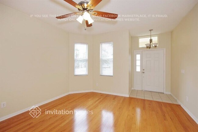 Building Photo - 5319 Santa Ana Dr