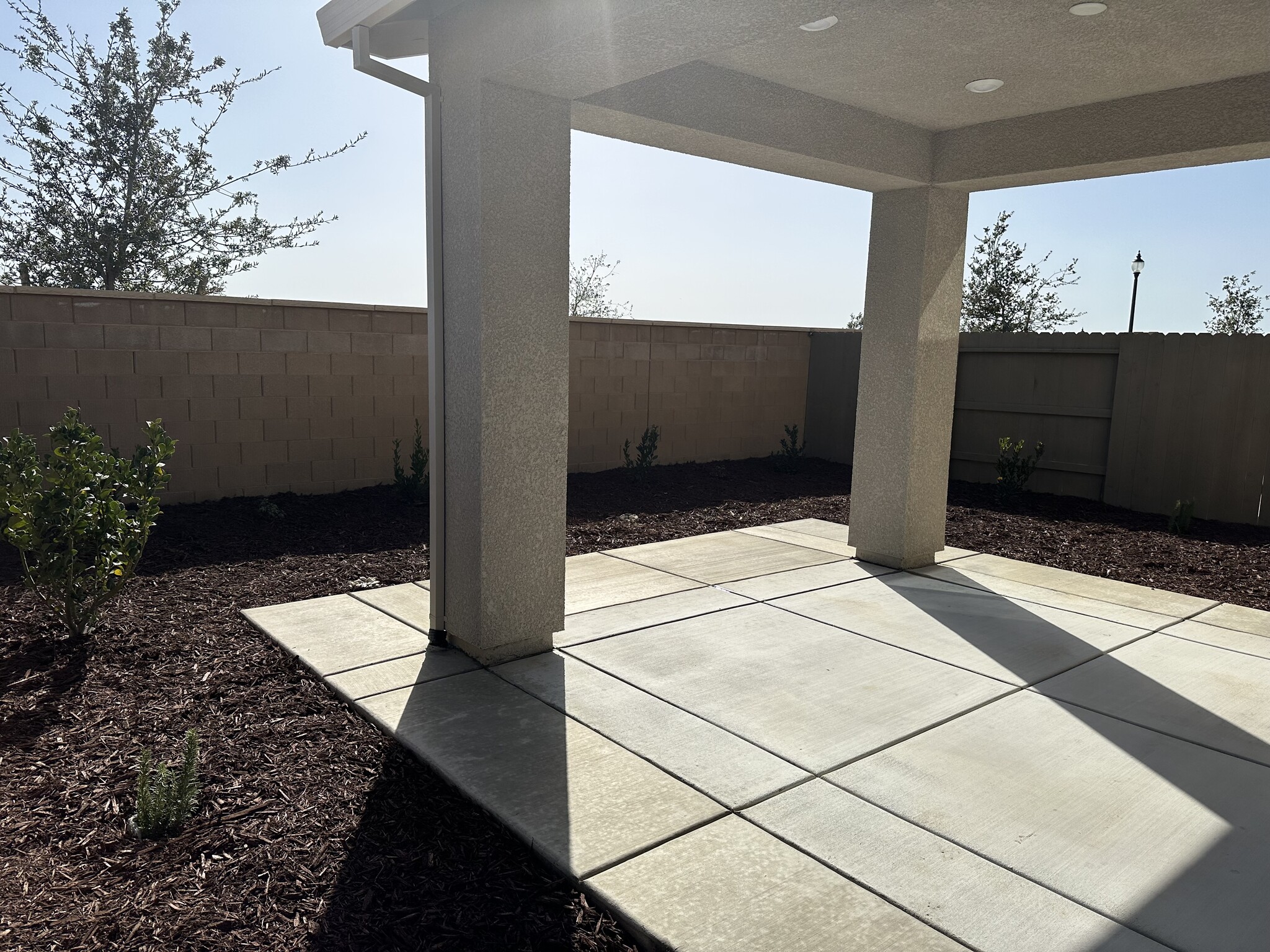 Building Photo - 3040 Vaughn Way