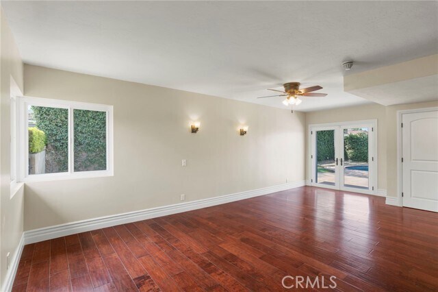 Building Photo - 1011 S Montezuma Way