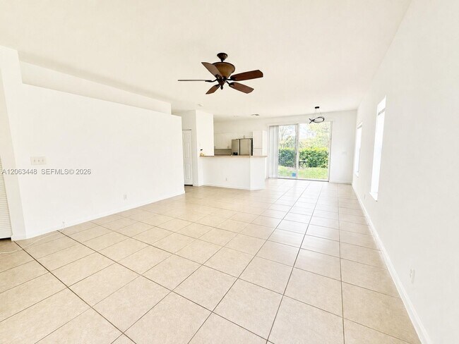 Building Photo - 12572 Shoreline Dr