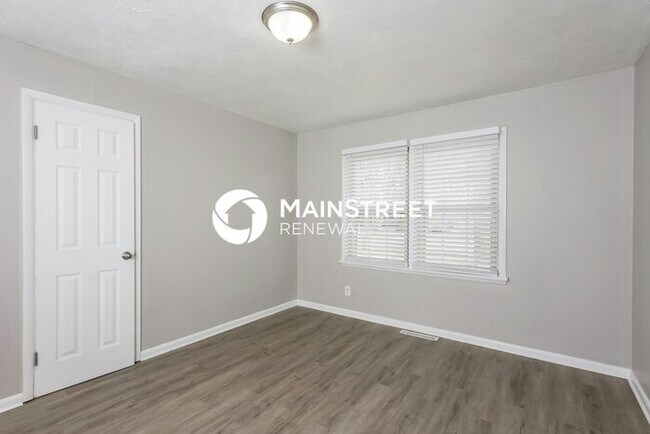 Building Photo - 3 Bedroom Pet-Friendly Home in Louisville,...