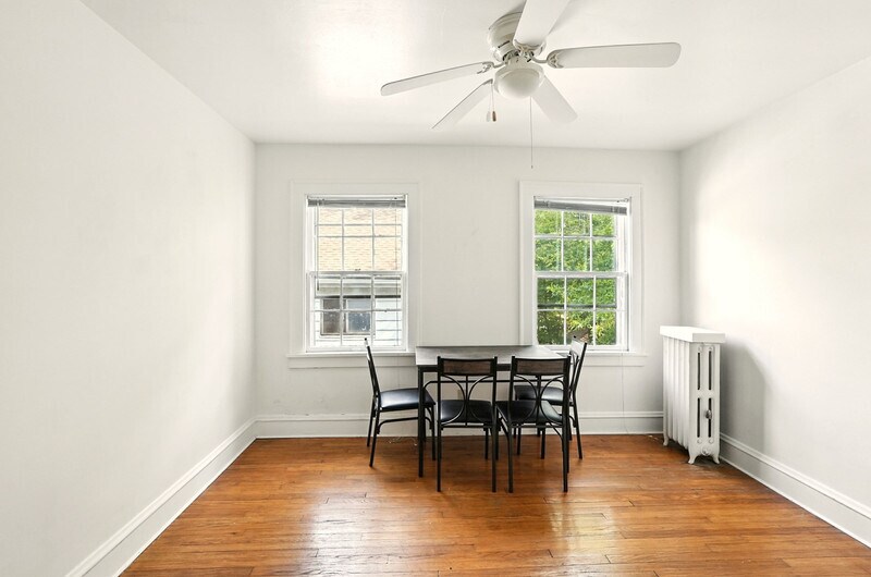 Building Photo - 2341 S Overlook Rd