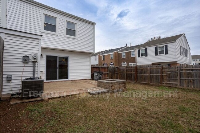 Building Photo - 8343 Irongate Way