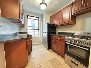 Building Photo - 3 bedroom in NEW YORK NY 10032