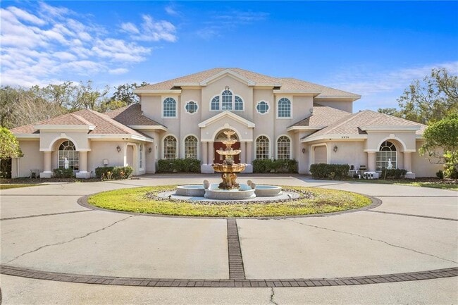 Primary Photo - 2270 N Highland Ave