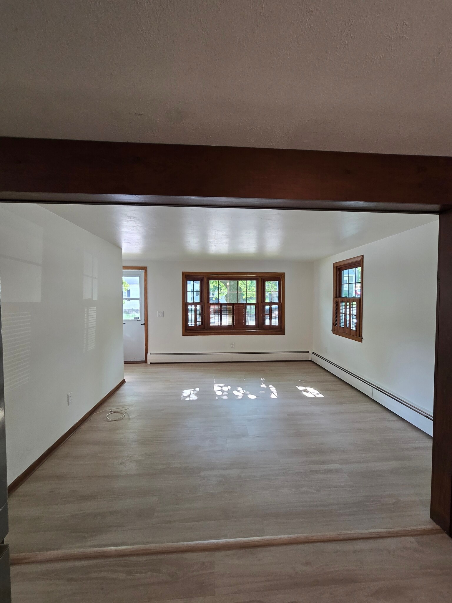 Large living room - 1280 S Beech St