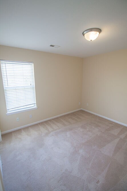 Building Photo - 3308 Crow Ct