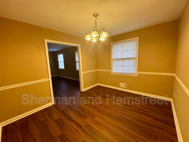 Building Photo - 1113 Glenn Ave