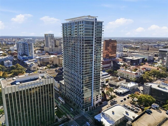 Building Photo - 150 E Robinson St