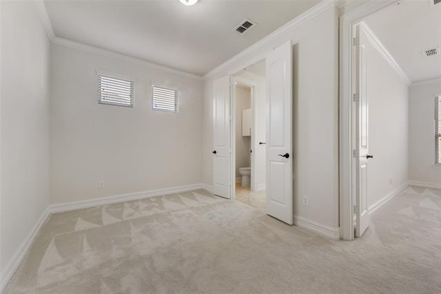 Building Photo - 2911 Redfern Dr