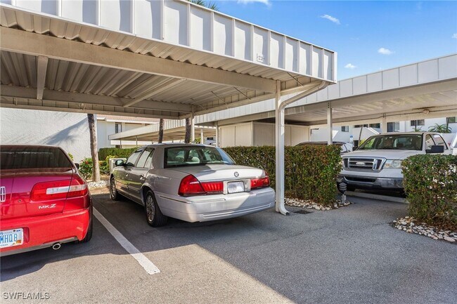 Building Photo - 1784 Augusta Dr