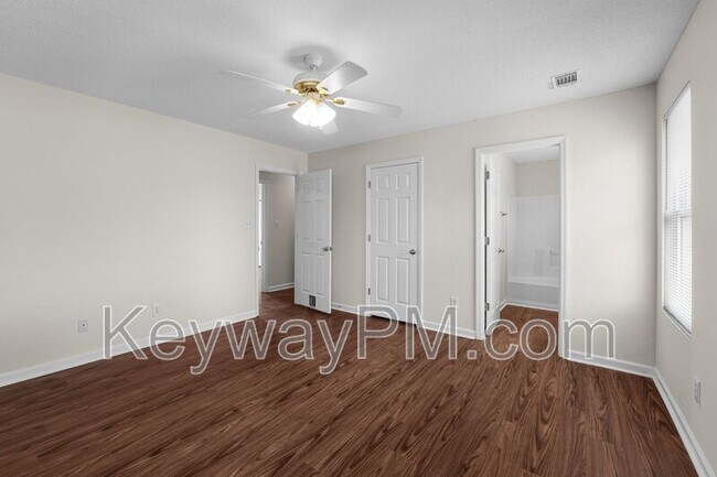 Building Photo - 3803 Winchester Ct