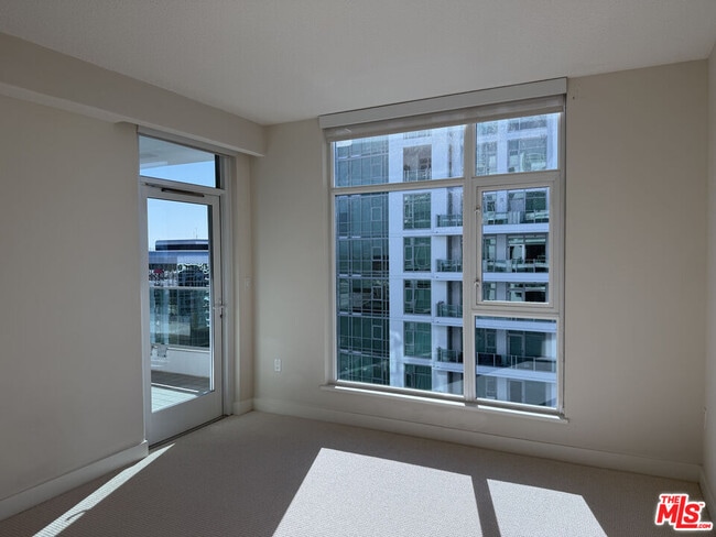 Building Photo - 3141 Michelson Dr