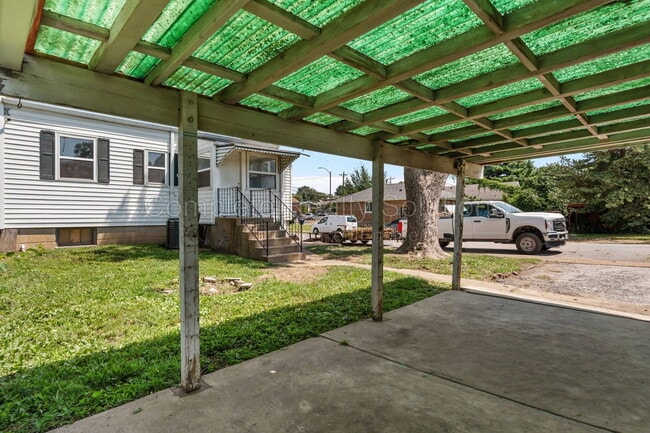 Building Photo - 4078 Meramec St