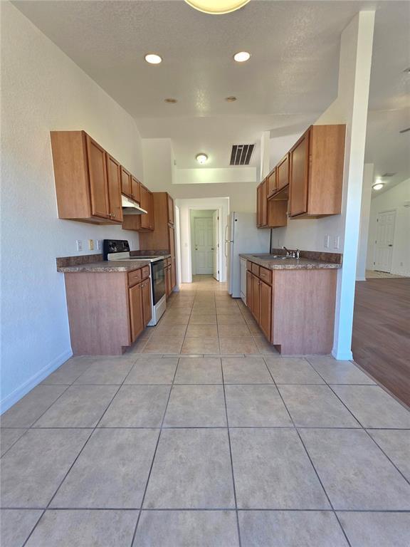 Building Photo - 12 Juniper Loop Dr