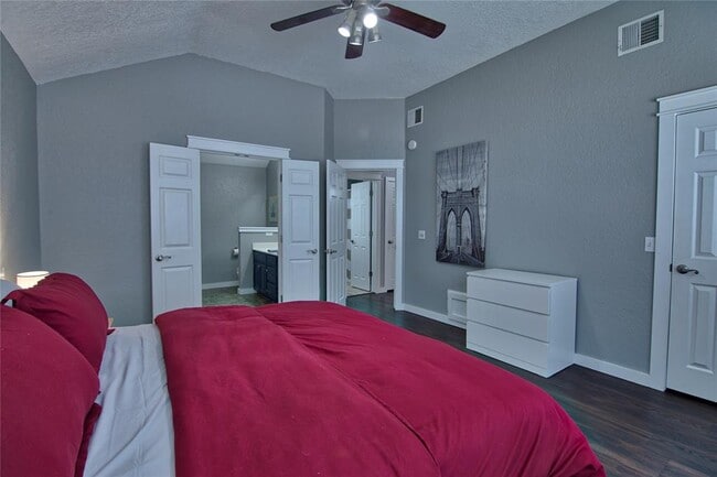 Building Photo - 2924 Canyon Oaks Ct