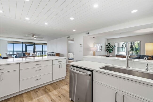 Building Photo - 3420 Wild Oak Bay Blvd