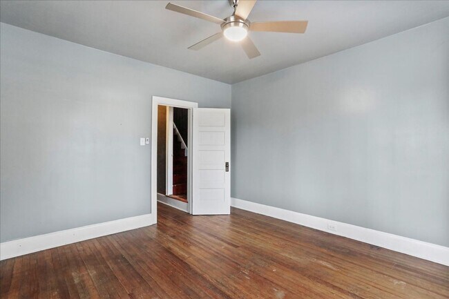 Building Photo - 1052 Edgar Ave