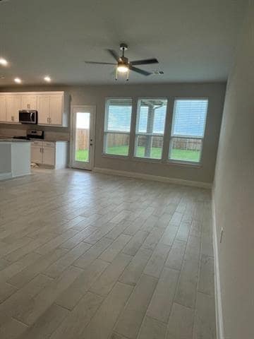 Building Photo - 3112 Lucia Wy