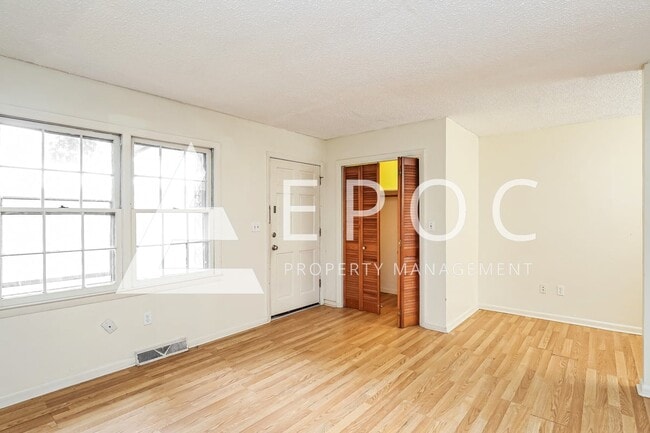 Building Photo - 2785 NC-14
