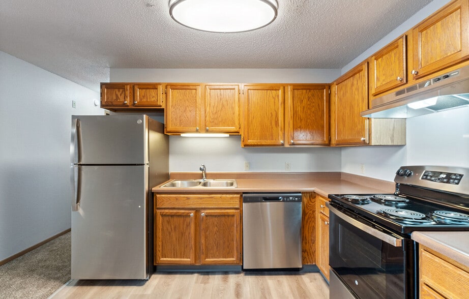 Primary Photo - Bedford Apartments