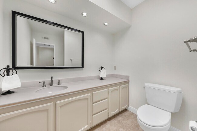 Building Photo - 78480 Montego Bay Cir