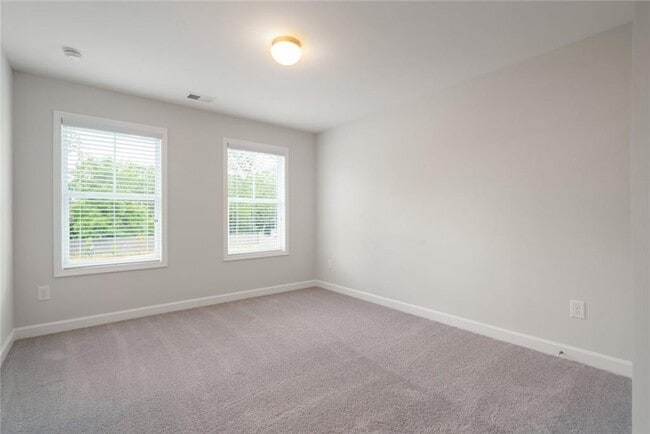 Building Photo - 313 Niles Ct