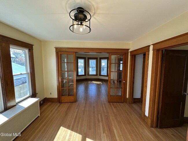 Building Photo - 65 Ten Eyck Ave