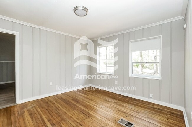 Building Photo - 2823 Shannon St