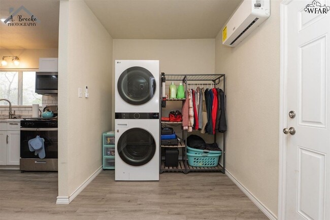 Building Photo - 514 S Archer St