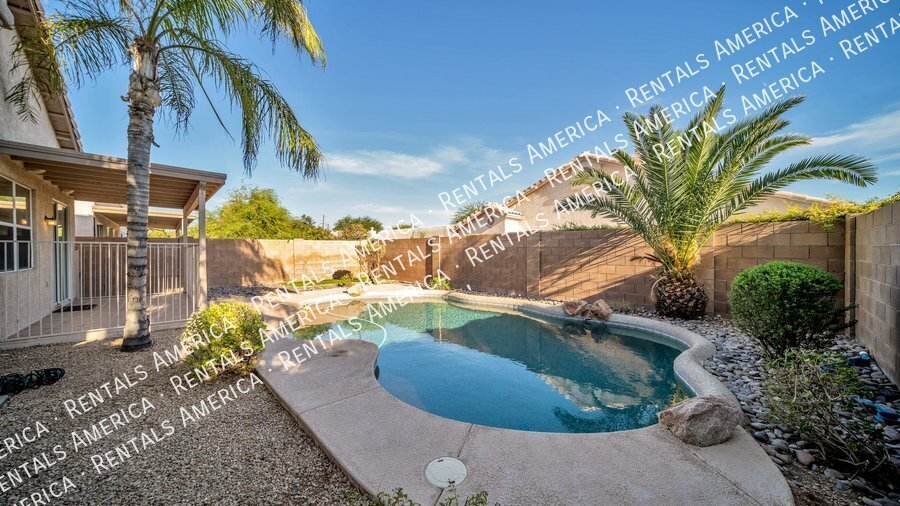 Building Photo - 76 N Desert Stream Dr