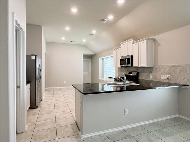Building Photo - 5727 Pampus Prairie Rd
