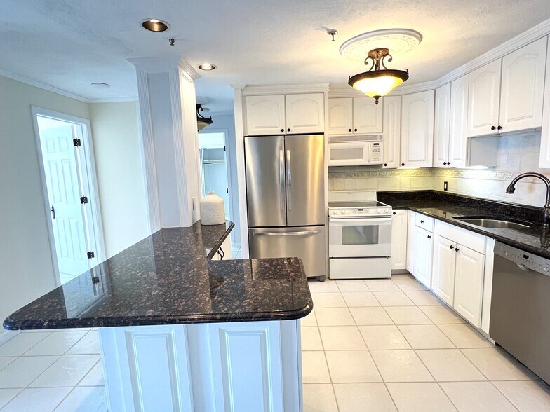Building Photo - 510 Revere Beach Blvd