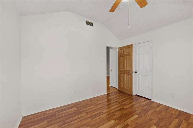 Building Photo - 2312 London Dr
