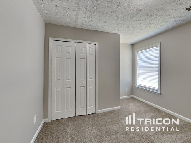 Building Photo - 3337 Coach House Ct