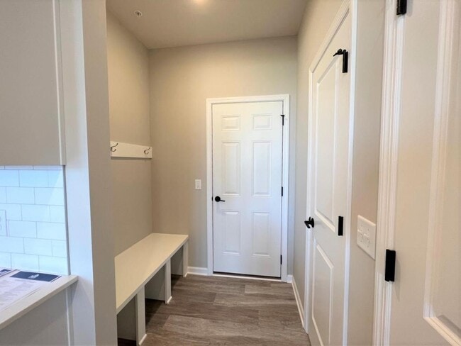 Building Photo - 2665 Paddock Path