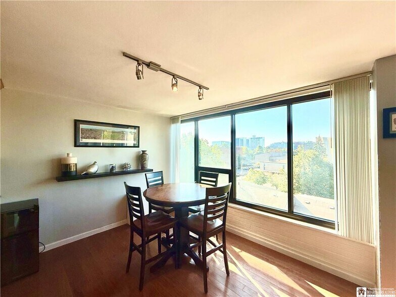 Building Photo - 849 Delaware Ave